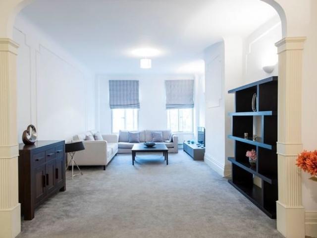 Apartment for rent in St. John's Wood, Greater London
