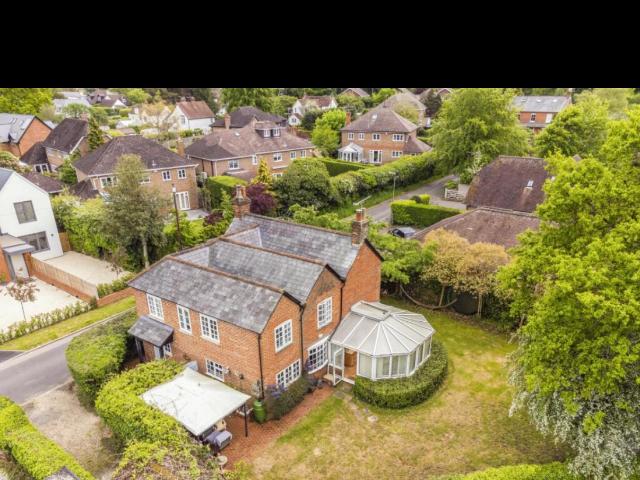 House for rent in Wrecclesham, Fole