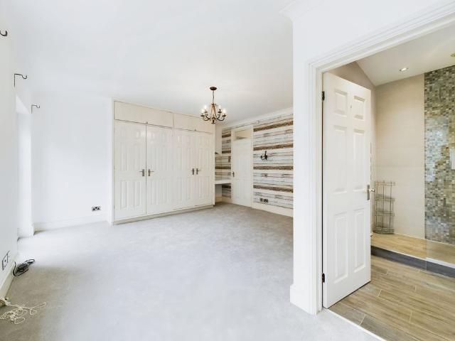 House for rent in Ascot, Shrubs Hill