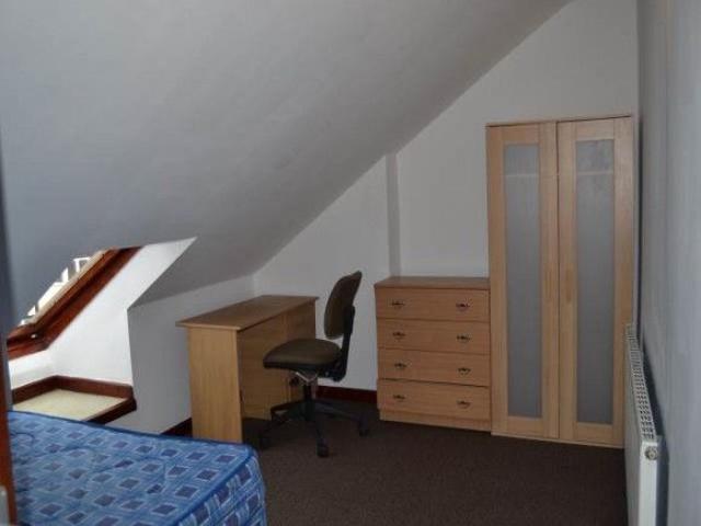 Room for rent in Beckett Park, Burley