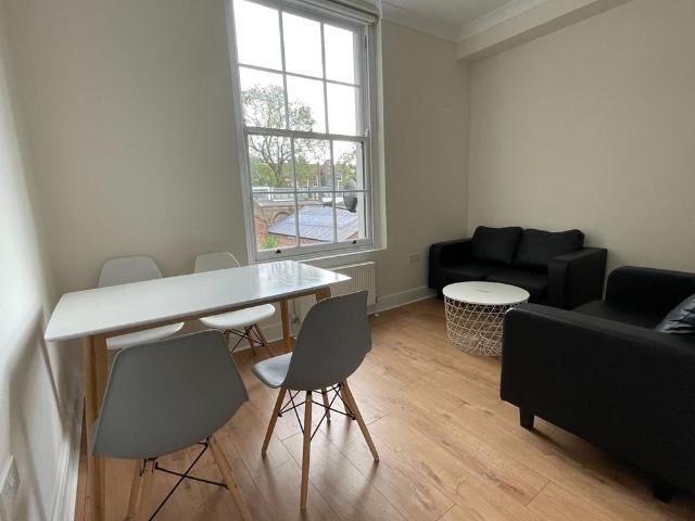 Apartment for rent in Chalk Farm, Greater London