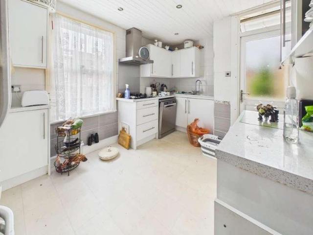 House for sale in Highfields, Old Wharf