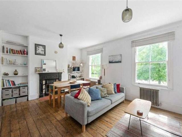 Flat for sale in West Hackney, Upper Clapton