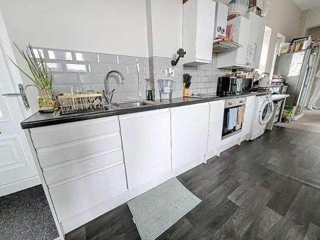 Flat for sale in Stoke, Stoke-on-Trent
