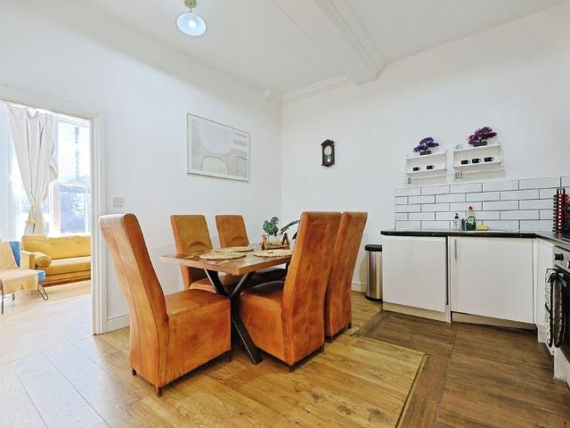 Apartment for rent in Fulham, Greater London