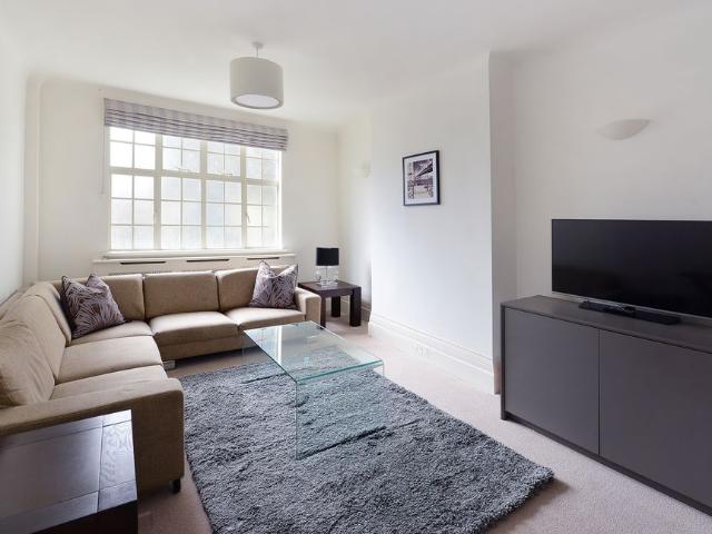 Apartment for rent in St. John's Wood, Greater London