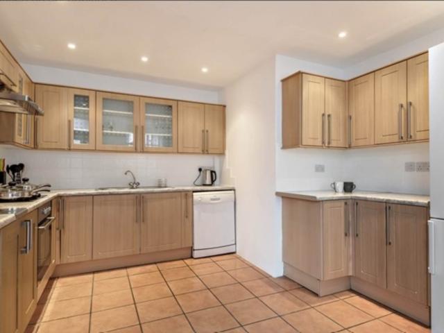 Apartment for rent in St. John's Wood, Greater London