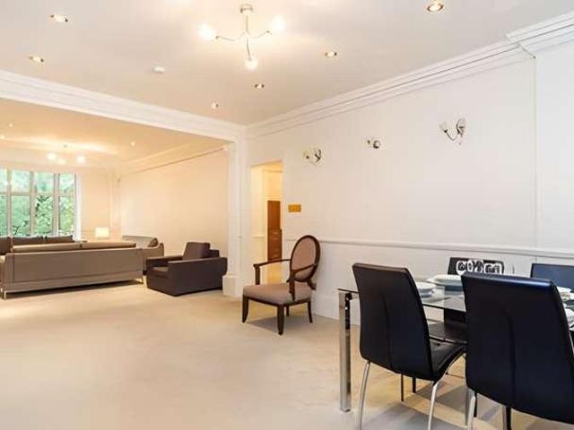 Apartment for rent in St. John's Wood, Greater London