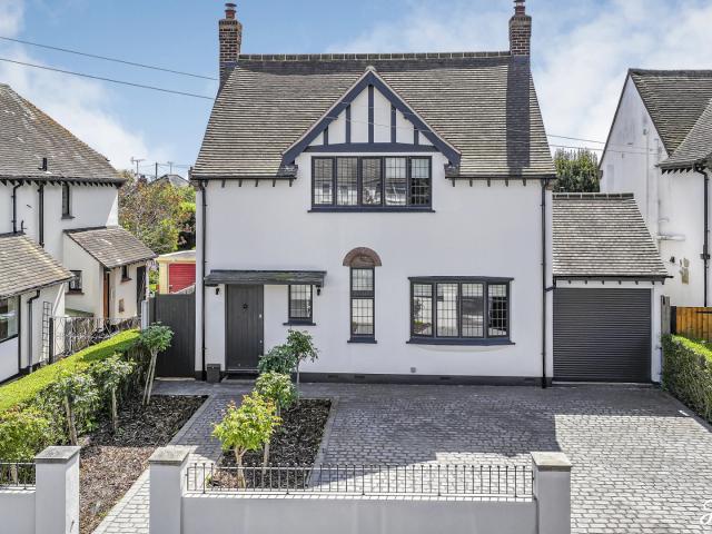 Farm for sale in Alton Barnes, Essex