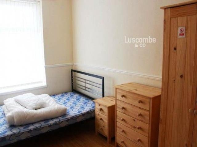 Room for rent in Wales