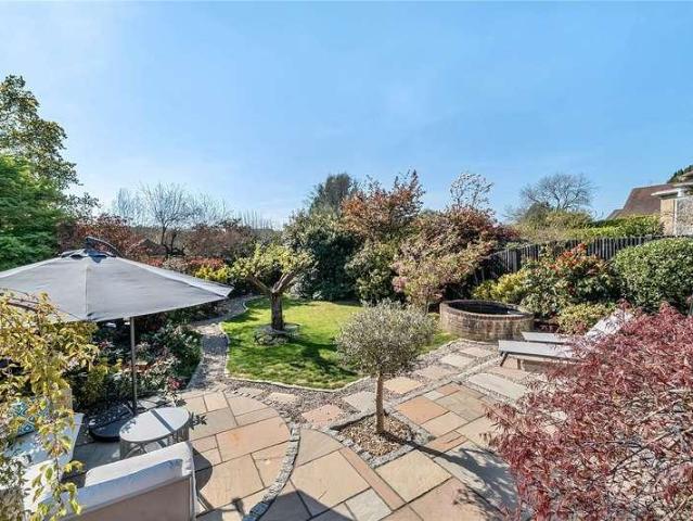 House for sale in Cargate, Aldershot