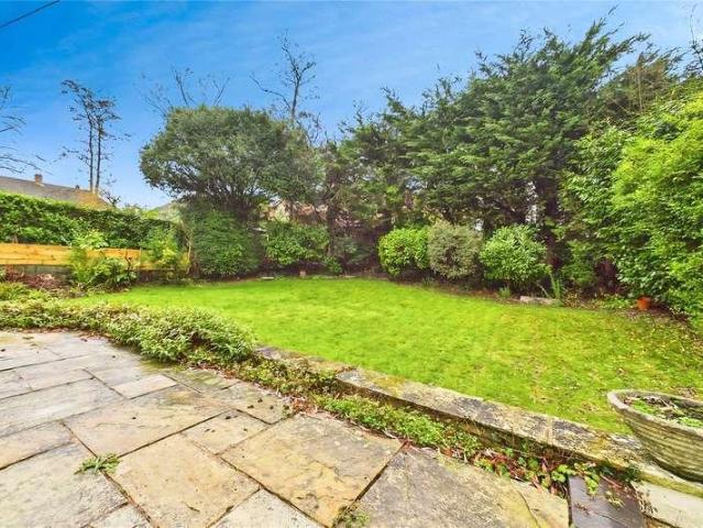 House for sale in Burghfield Common, West Berkshire