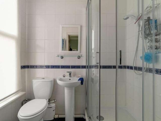 House for sale in Hillmorton Paddox, New Bilton