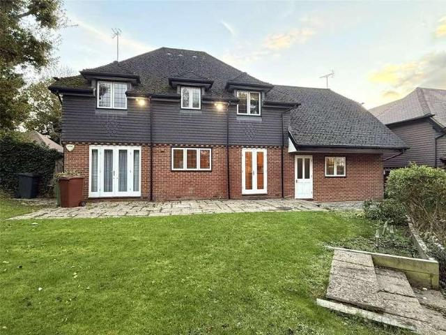 House for sale in Potters Bar, Hertfordshire
