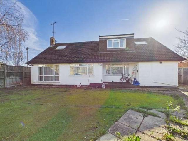 House for sale in Pouchen End, Hertfordshire