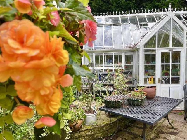 House for sale in Wilmslow Park, Wilmslow