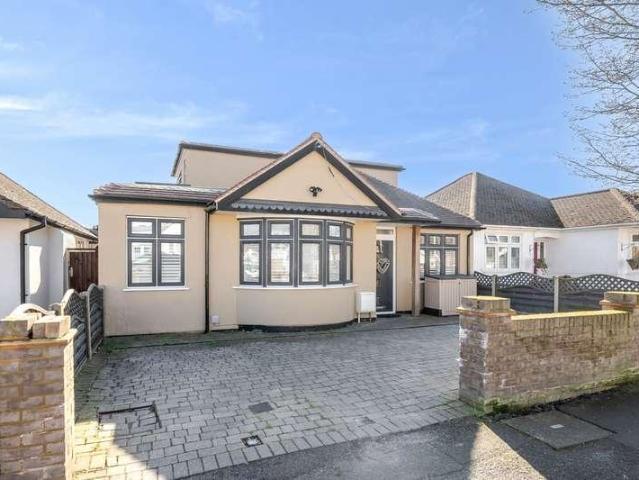 House for sale in Ruislip, London Borough of Hillingdon