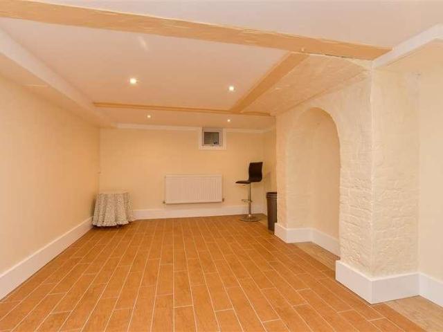 House for sale in Brompton, Gillingham