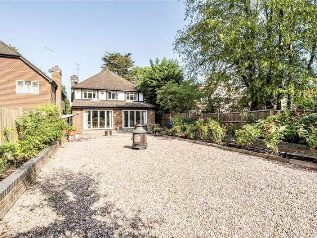House for sale in Northwood, Greater London