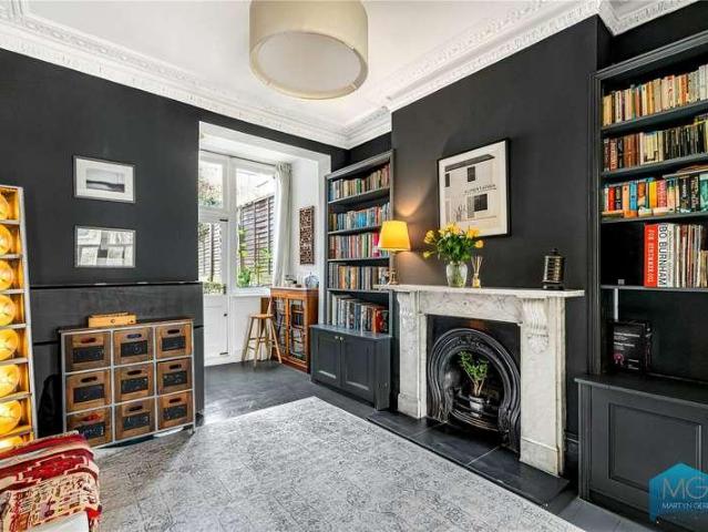 House for sale in Archway, Greater London