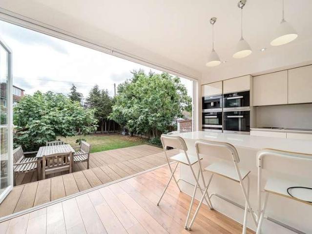 House for sale in Romford, Havering