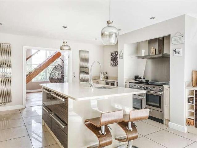 House for sale in Caldermill, East Midlands
