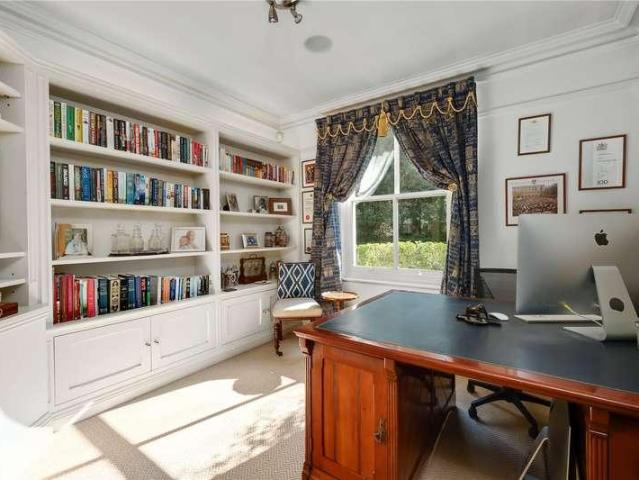 House for sale in Whiteley Village, Blackhills