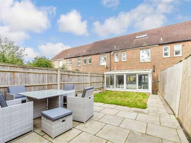 House for sale in Horsham, West Sussex