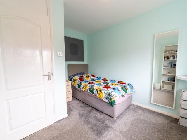 House for sale in Bishop's Cleeve, Tewkesbury
