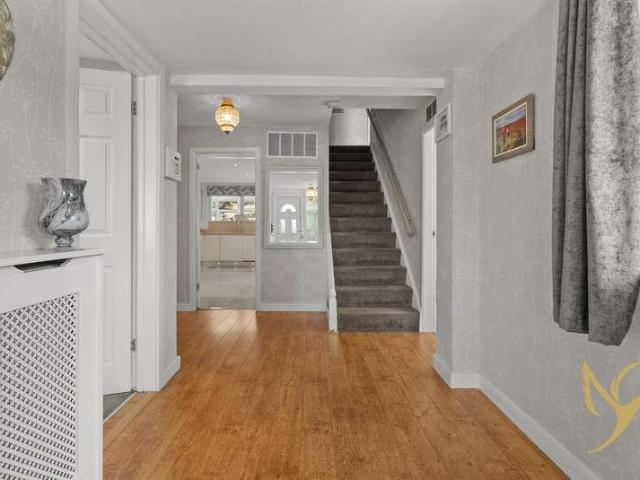 House for sale in Red Hill, St Peters