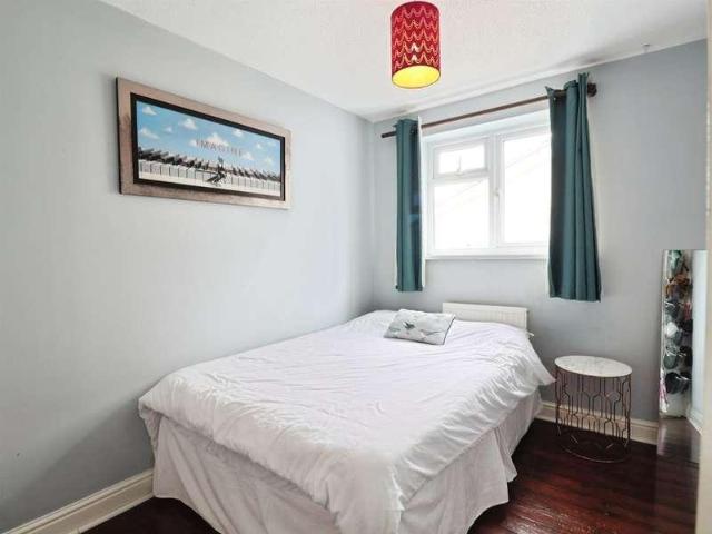 House for sale in Cadoxton, Barry