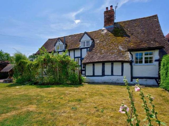 House for sale in Crookhill, Worcestershire