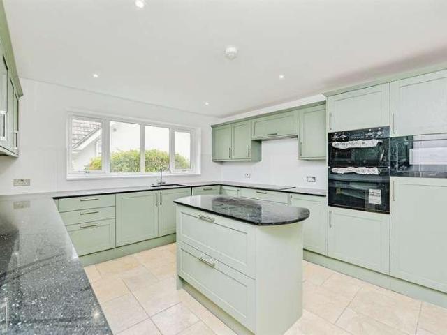 House for sale in Peterston-super-ely, Wales