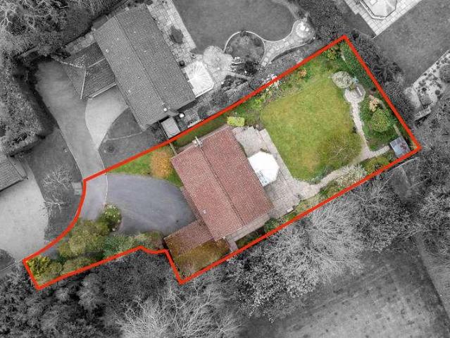 House for sale in Bromsgrove, Worcestershire