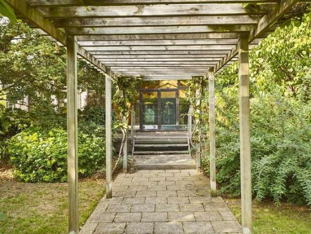 House for sale in Cottarville, Northampton