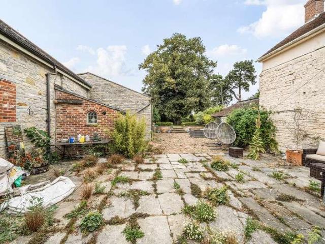 House for sale in Ilchester, Somerset