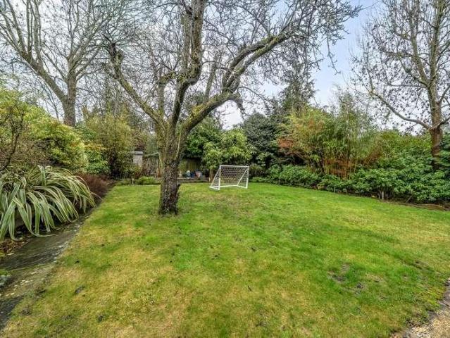 House for sale in Northwood, Greater London
