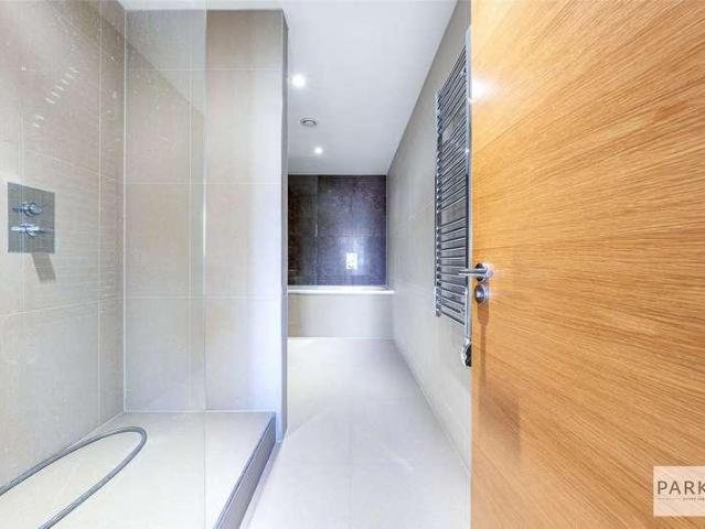 House for sale in London Borough of Ealing, Greater London