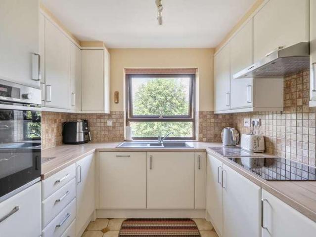 House for sale in Oldland, South Gloucestershire