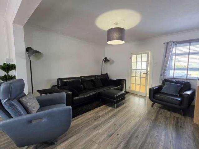 House for sale in Chipping Hill, Essex
