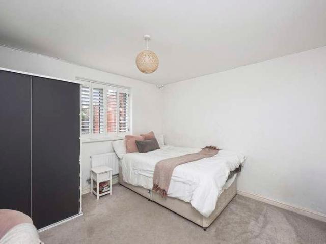 House for sale in Horsham, West Sussex