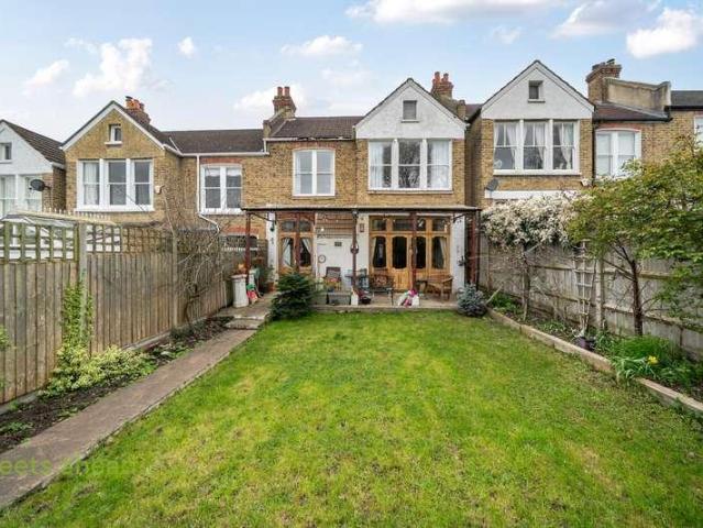 House for sale in Streatham, Greater London