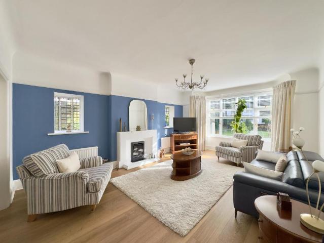 House for sale in Talbot Woods, Bournemouth