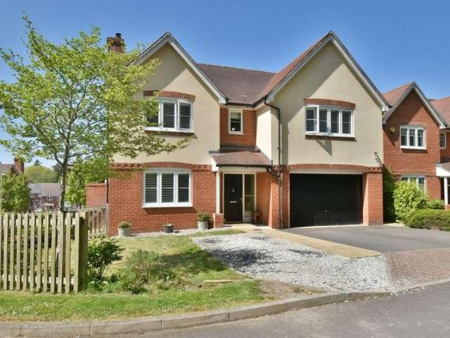 House for sale in Ferndown, East Dorset