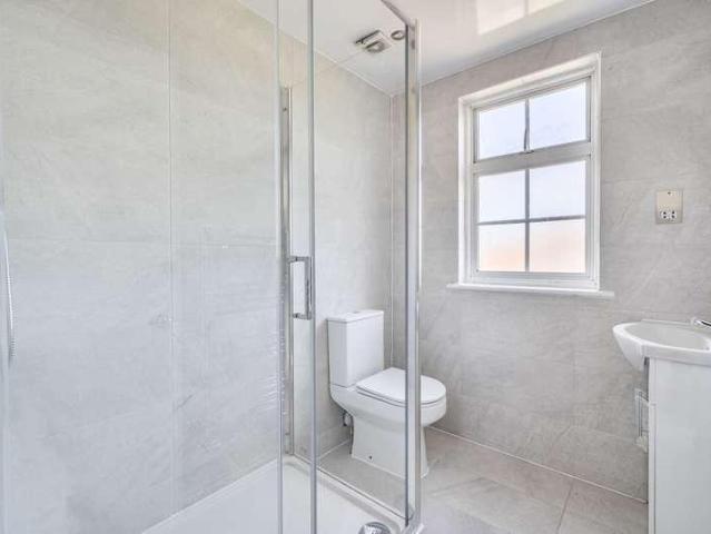House for sale in Lane, Greater London