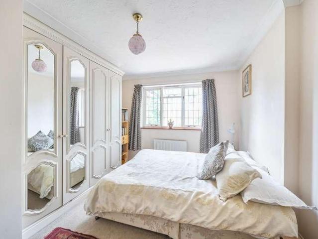 House for sale in Northwood, Northwood