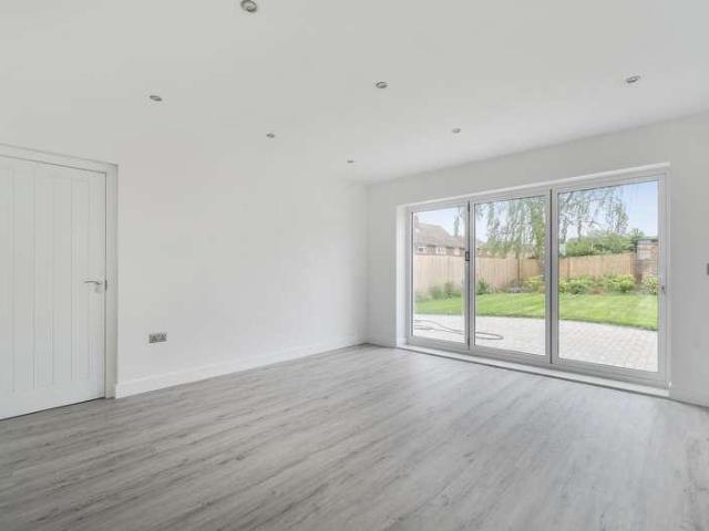 House for sale in The Butts, Kent