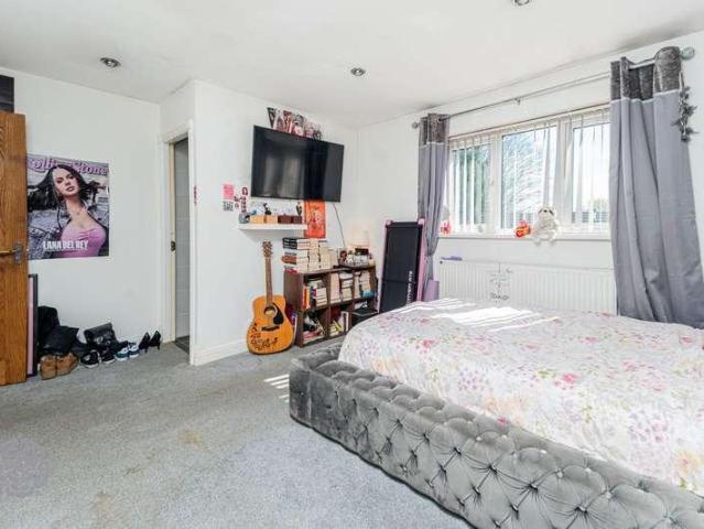 House for sale in Brandlesholme, Bury