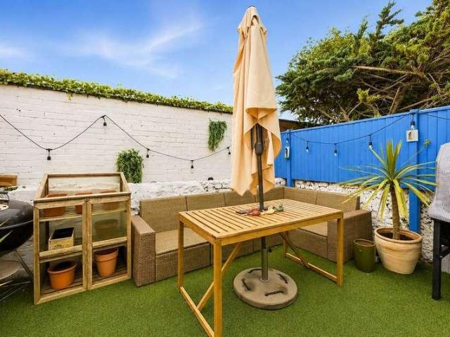 House for sale in Queen's Park, Brighton & Hove