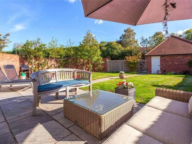 House for sale in Shiplake, Berrick Salome